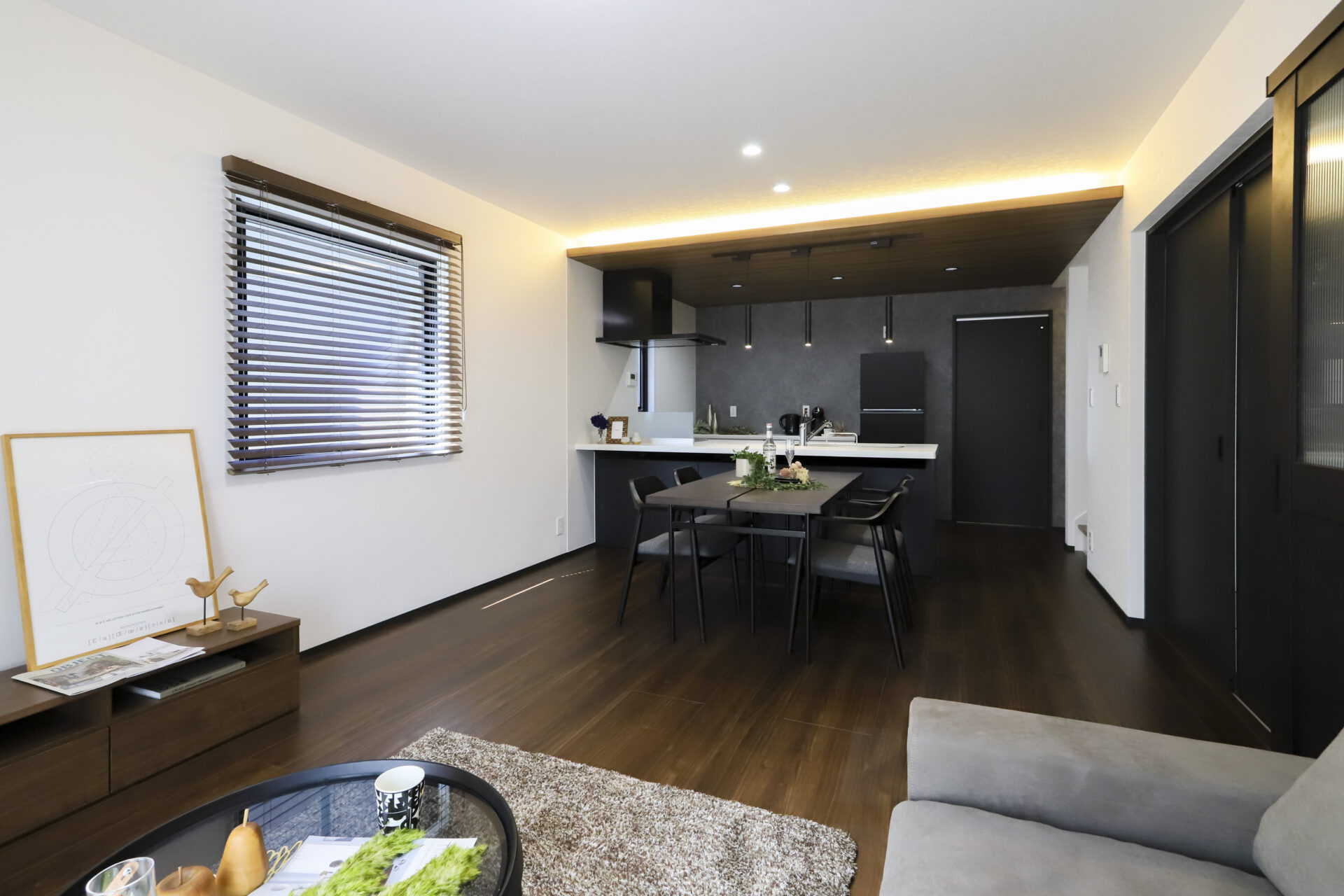 シックなホテルライクの4LDK【S-168-1】