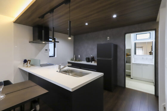 シックなホテルライクの4LDK【S-168-1】