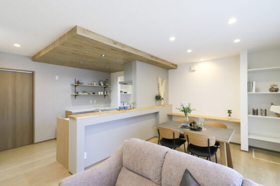 ナチュラルモダンの1.5階建て【EW-179-G】