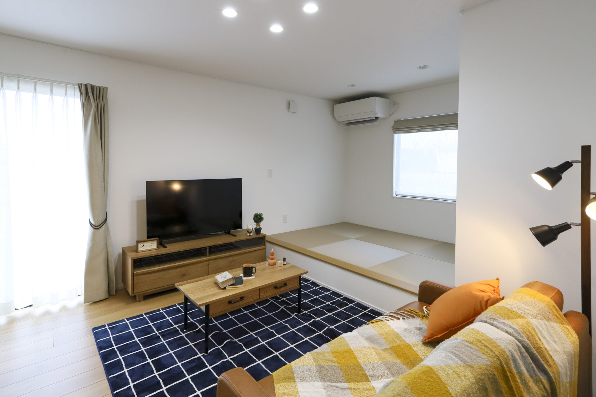 引締めブラックのナチュラルLDK【EW-176-G】