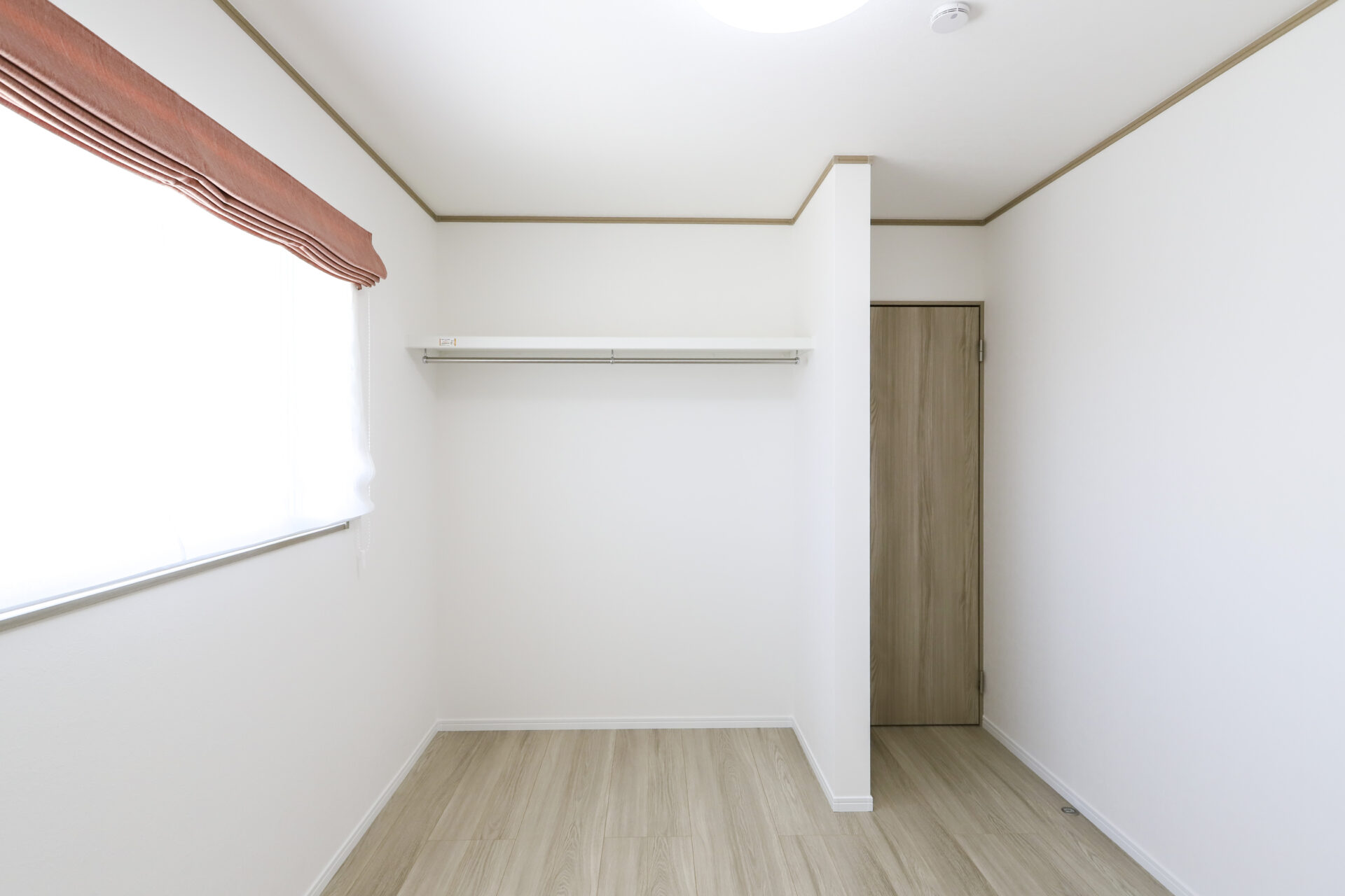ミュートトーンのかわいい1.5階建て【N-145】